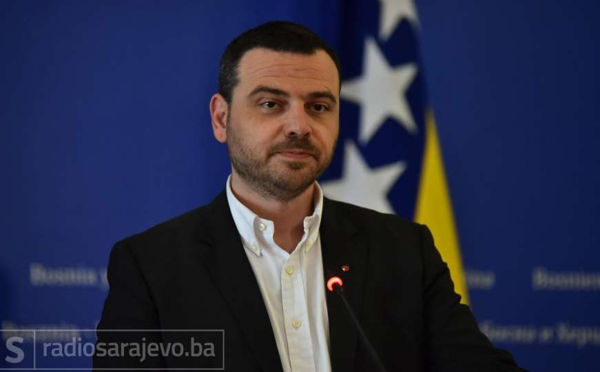 Magazinović: Ne znam je li Špirić za 20 godina nasuo litar goriva iz svog džepa